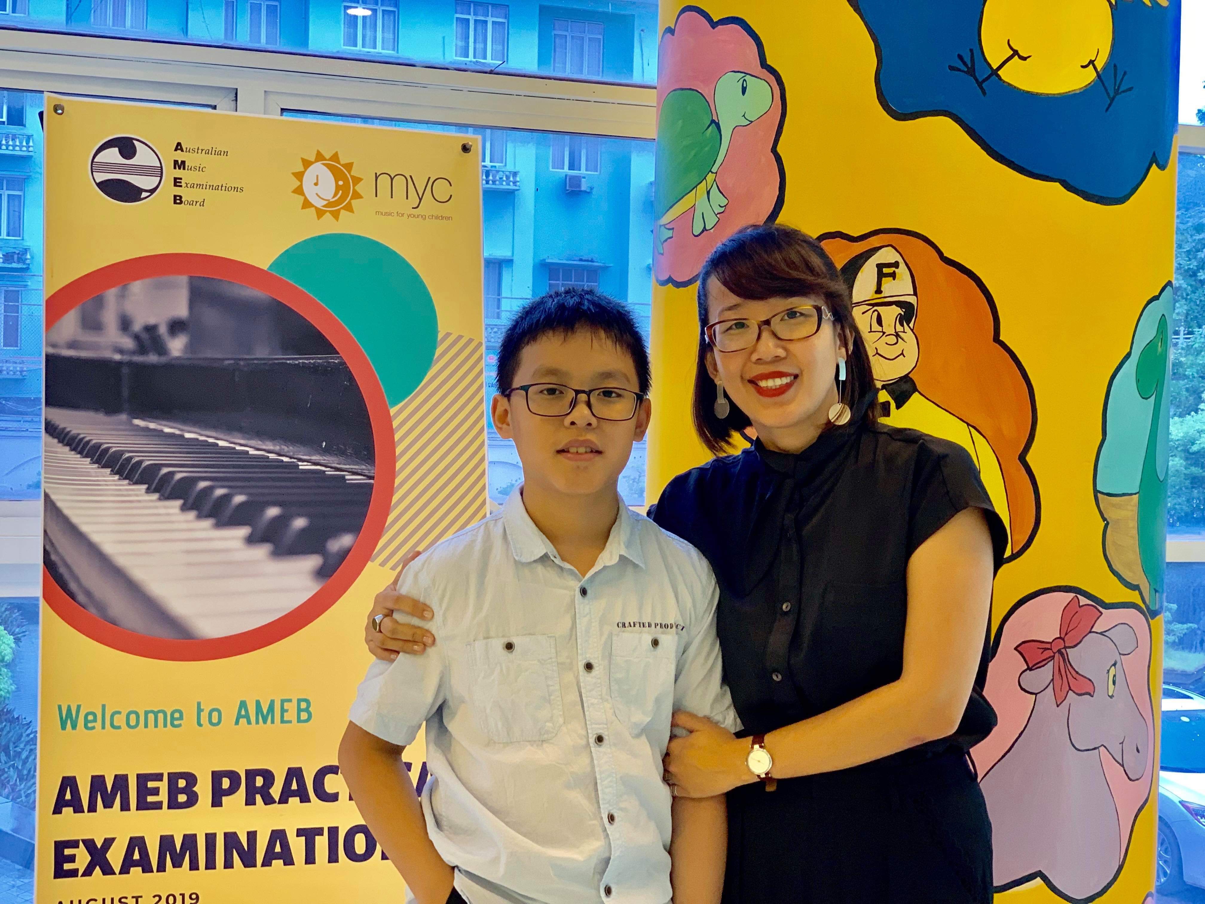 Concert Performing 4